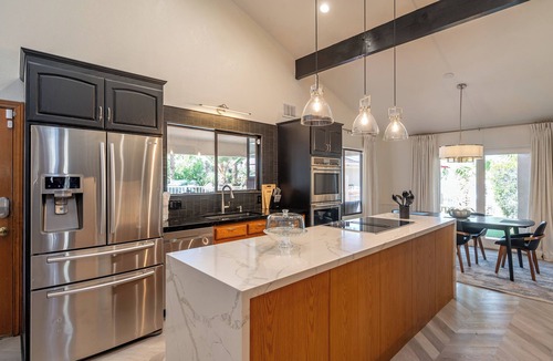 Palm Desert House | Jaguar Heights-Heated Pool/Spa,Pickleball,Game RM,Batting Cage,Fire Pit & More!