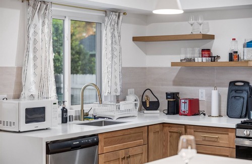 Upland House | Jie choice- 3b2b Highland Calm Brand NEW House