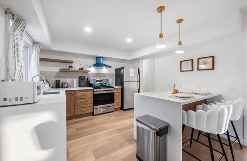 Upland House | Jie choice- 3b2b Highland Calm Brand NEW House