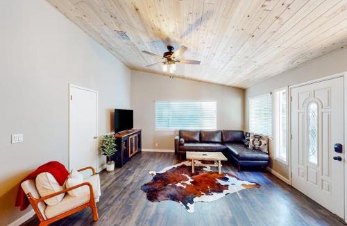 Groveland House | Jordan Oak