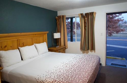 Madras Hotel | Juniper Motel Madras