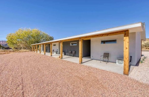 Kanab House | Kanab Retreat by National Parks, Quiet Suite #1