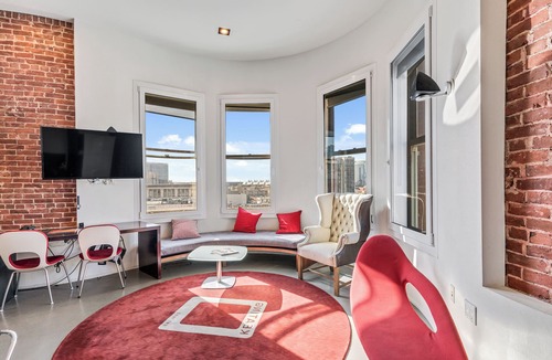 East Village Hotel | Keating Hotel By At Mine Hospitality