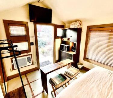 Moab House | Kenzie's Cottage - Downtown, Hot Tub