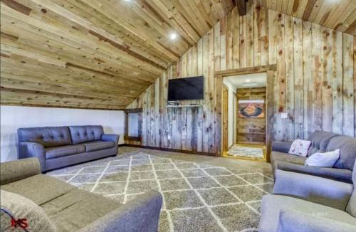 Zion National Park East Entrance House | King Beds for All Next to Zion