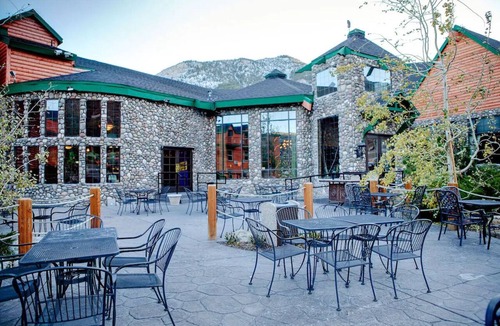 Mount Charleston Hotel | King Suite Comfort w/Free Parking & Year-Round Entertainment in the Pines!