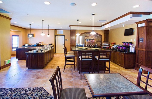 West Valley City Condo | King Suite. Free Breakfast Buffet. Pool, Hot Tub & Waterslide. Near Salt Palace Convention Center!