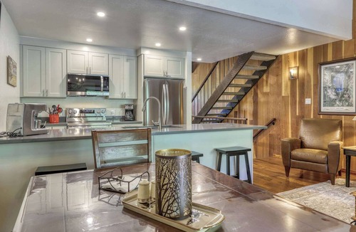 Kings Beach House | Kings Beach Creekside Retreat