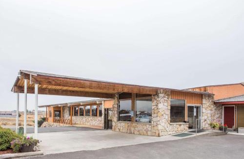 Boardman Hotel | Knights Inn Boardman