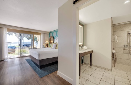 La Playa Hotel | Kona Kai San Diego