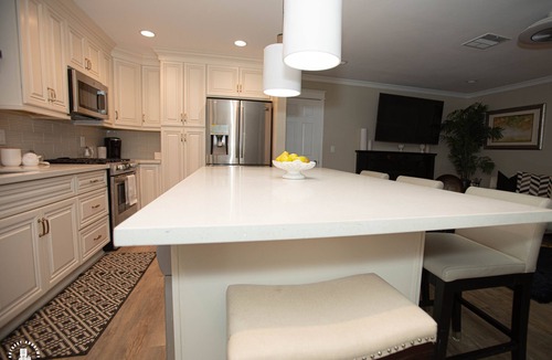 Montclair House | LA CASA DEL SOL, 3 BED HOUSE, Border Claremont