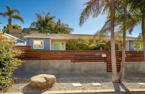 Beach Barber Tract House | La Jolla Cottage