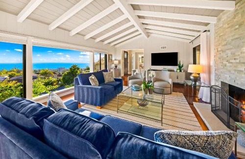 Country Club House | La Jolla Hilltop Haven with Ocean Views and Spa