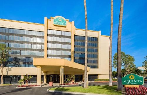 La Palma Hotel | La Quinta by Wyndham Buena Park