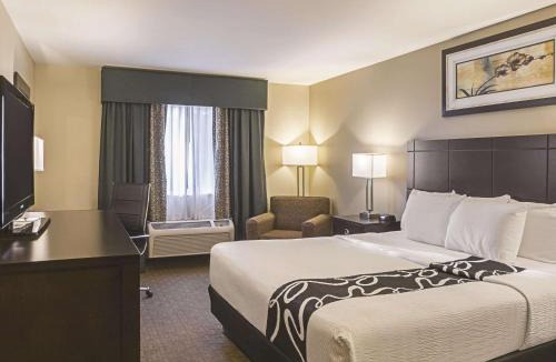 Lacey Hotel | La Quinta Inn by Wyndham Olympia - Lacey