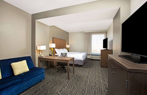 Page Hotel | La Quinta Inn & Suites by Wyndham Page at Lake Powell