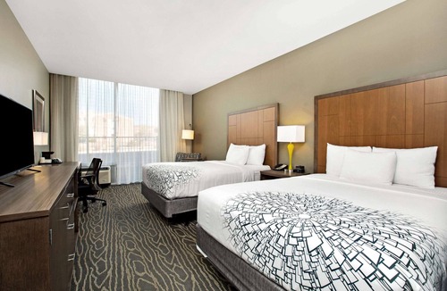 Page Hotel | La Quinta Inn & Suites by Wyndham Page at Lake Powell