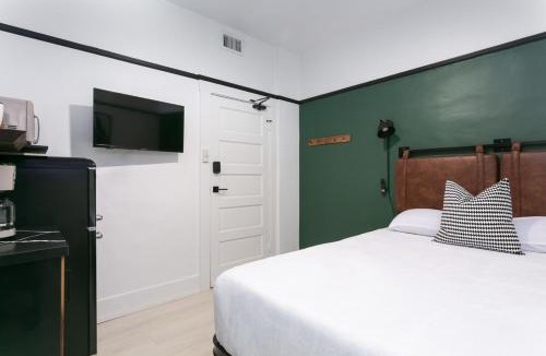 Gaslamp Quarter Apartment | La Ventana Hotel