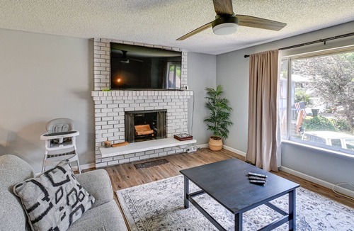 Lacey House | Lacey Home w/ Backyard - Family & Pet Friendly!