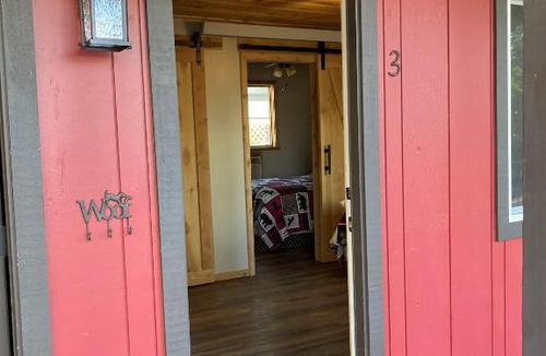 Chester Hotel | Lake Almanor Lodge