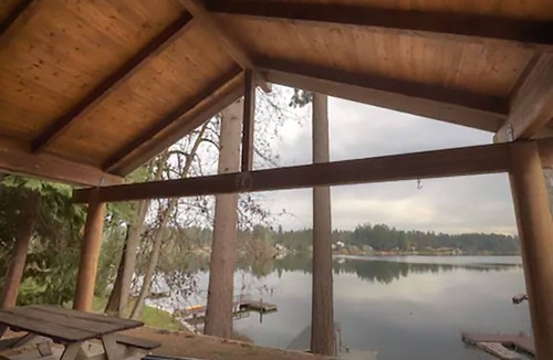 Lacey Cabin | Lake Cabin with an Amazing View