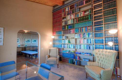 Glenbrook House | Lake View Glen home