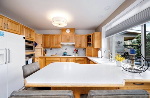 Bellingham House | Lake Whatcom Waterfront Escape! Enjoy a Sun-Drenched Sandy Beach, Lawn & Patios!