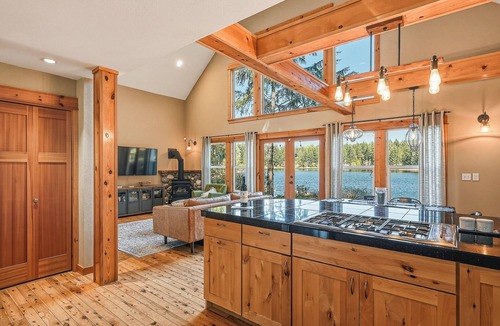 Lakebay House | Lakebay Hideaway: Private Lakefront House on the Key Peninsula