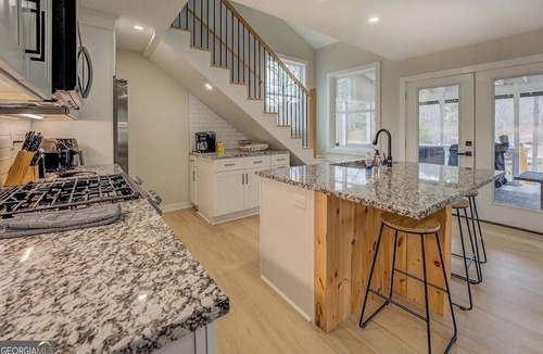 Covington House | Lakefront Getaway on Jackson Lake | 3BR·2BA·Hottub
