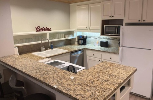 Chelan Resort | Lakefront Living at Chelan Shores – 2BR Villa with Pools & Beach Access