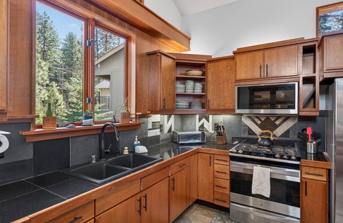 Brockway House | Lakeview retreat with private hot tub, Kings Beach