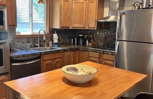 Brockway House | Lakeview Serenity Retreat-Lake Tahoe