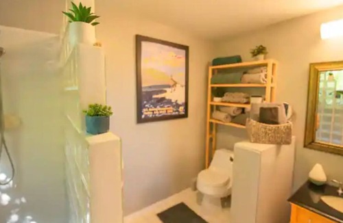 Gualala House | LaLa Land Redwood Retreat w/ Hot tub