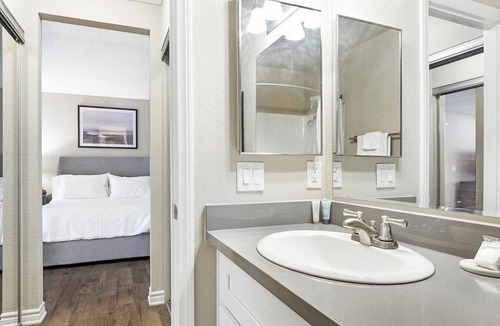 Los Serranos Apartment | Landing at Reserve at Chino Hills - Studio in Los Serranos