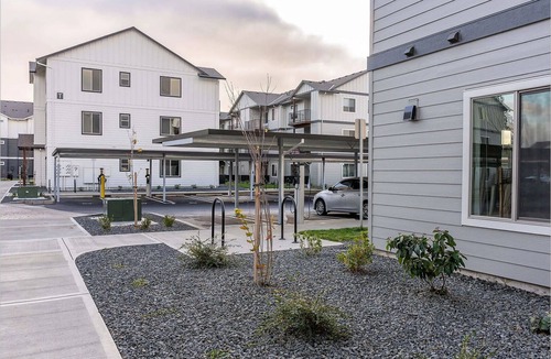 Woodburn Apartment | Landing | Chic 1BD, Pool, Gym