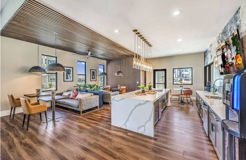Townsite Apartment | Landing | Chic 2BD, Rooftop Lounge, Pool