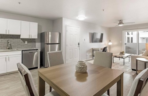 Whitney Apartment | Landing | Incredible 2BD, Gym, Pool