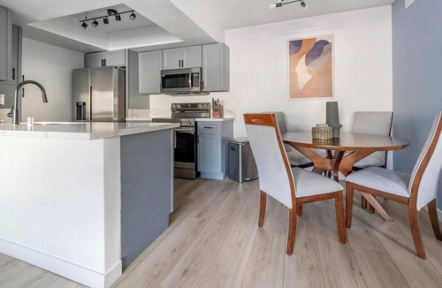 Las Vegas Apartment | Landing | Spectacular 1BD, Courtyard