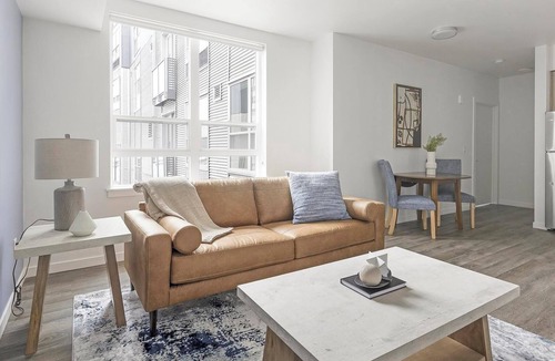 Bridgeton Apartment | Landing | Spectacular 1BD, Gym