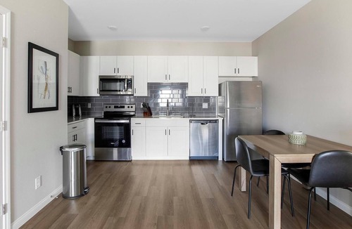 Townsite Apartment | Landing | Spectacular 2BD, Pool, Rooftop Lounge