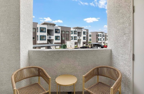 Townsite Apartment | Landing | Spectacular 2BD, Pool, Rooftop Lounge