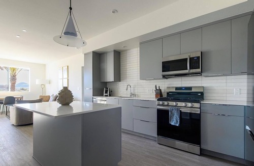 Rhodes Ranch Apartment | Landing | Stunning 2BD, Courtyard, Clubhouse