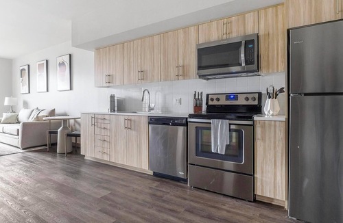 Northwest Portland Apartment | Landing | Stylish 1BD, Courtyard, Gym