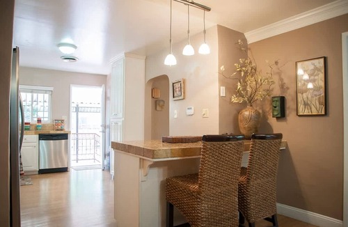 Visalia House | Large Groups-seq Parks Coast Wineries Skiing