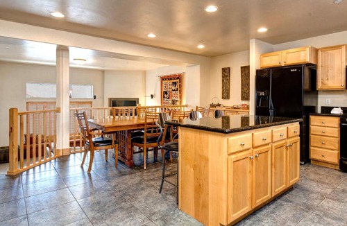 Bear Hollow Village House | Large Luge Lane Home