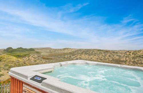 Fort Bragg House | Large Oceanfront Home - Hot Tub Pets OK Deck