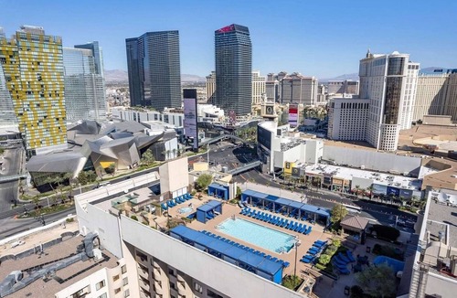 Las Vegas Strip Villa | Las Vegas | Couples Vegas Hub | Pool + Spa