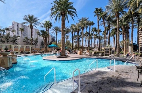 Las Vegas Apartment | Las Vegas | Pool & Strip Access | City Energy Stay