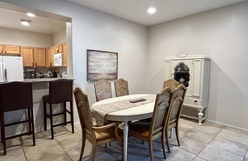 Silverstone Ranch House | Las Vegas Single Story King Bed Quiet Neighborhood