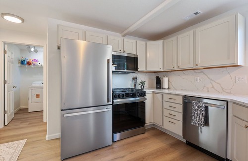 Boyd Acres House | Lavacrest Landing-3 bedroom family/pet friendly home in Bend-HOTTUB and GAMES
